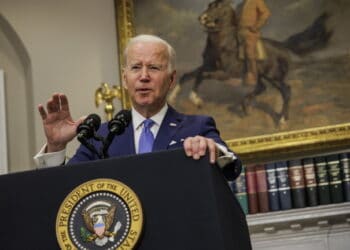 epa09914593 US President Joe Biden speaks in the Roosevelt Room of the White House in Washington, DC, USA, 28 April 2022. Biden will ask Congress to provide 33 billion US dollars for military, economic, and humanitarian aid to Ukraine, as well as the power to seize and sell the assets of wealthy Russians.  EPA/Samuel Corum / POOL
